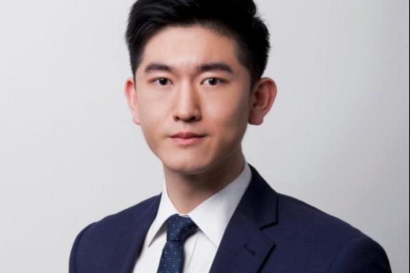 Bridging the gap between accounting and finance as a Senior Consultant at Deloitte - Jonathan Zhao, MFin '21
